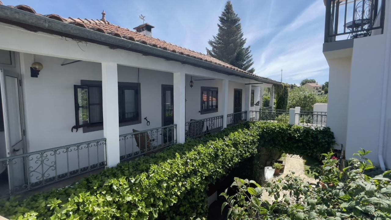 Casa Do Beco B&B Douro - Guest House Parambos Kültér fotó